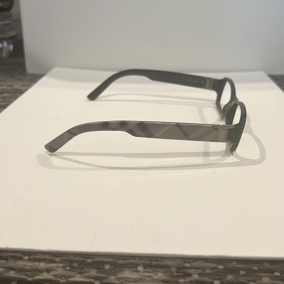 Authentic Burberry signature prescription eyeglasses frames - Picture 10 of 11